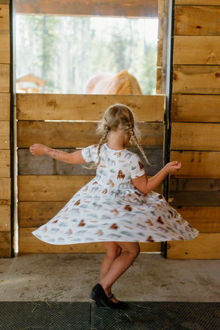 Short Sleeve Pocket Dress- Mountain Trails