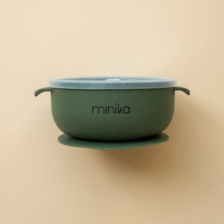 Silicone bowl with lid
