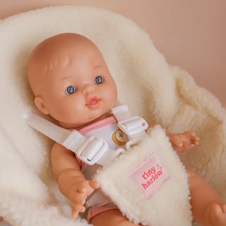 Doll Capsule  Sherpa - Tiny Harlow