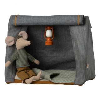 Happy Hiking tent for mouse